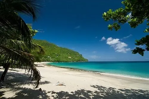 Keegans Beachside Hotel Bequia Island