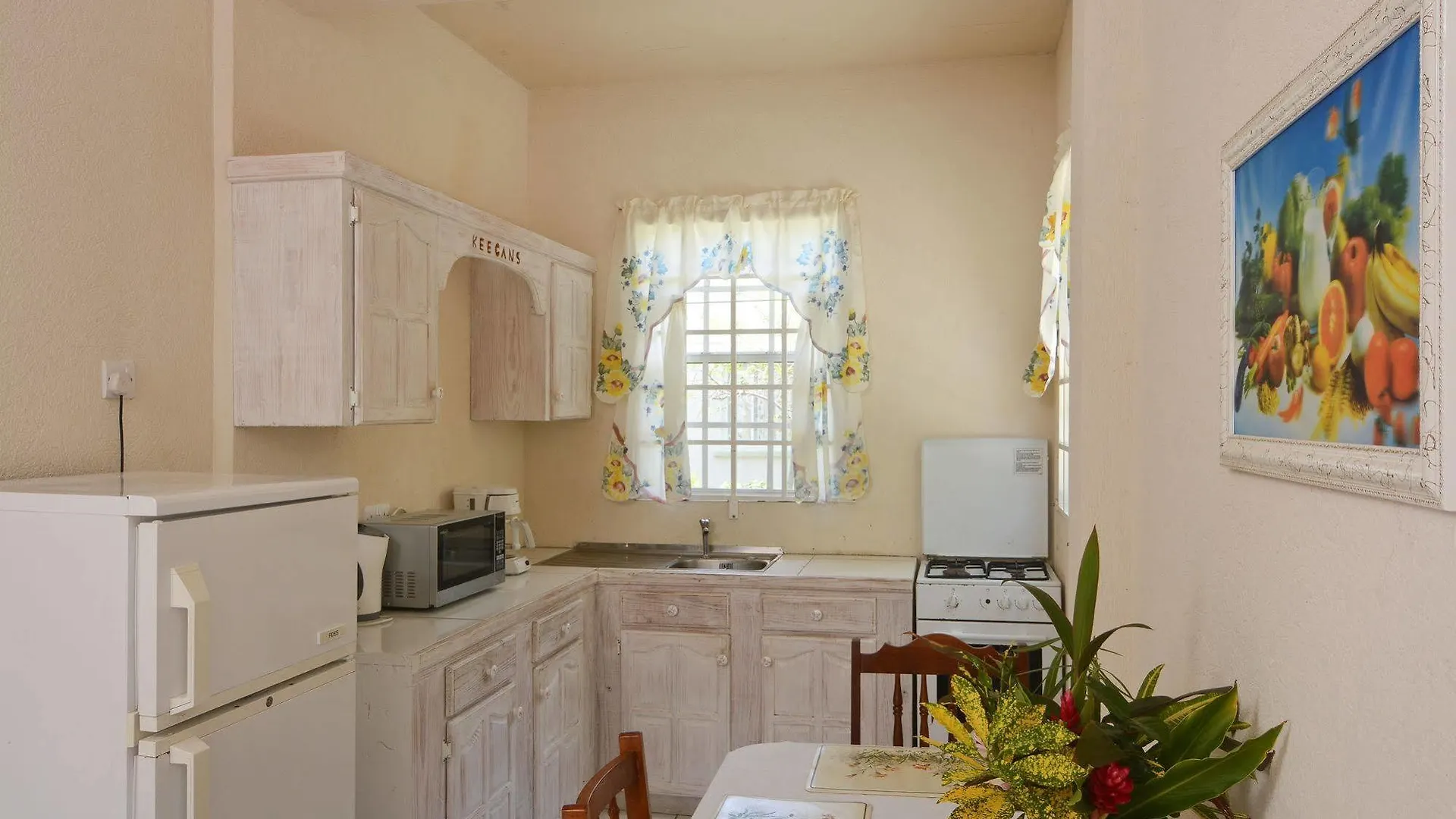 Keegans Beachside Hotel Bequia Island 2*,